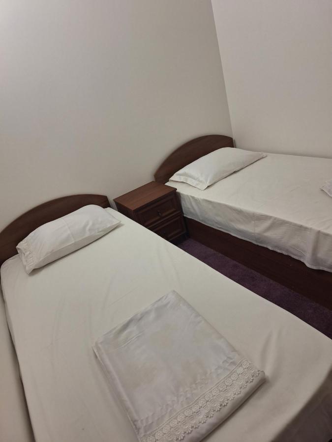 Барселона Hotel Mizikevycha Luaran gambar