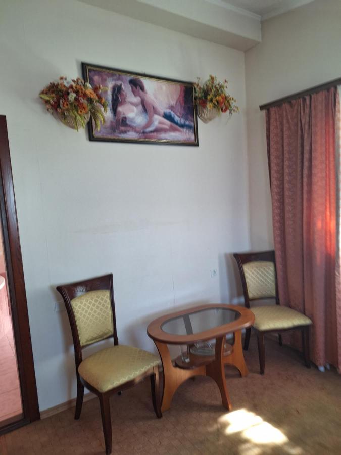 Барселона Hotel Mizikevycha Luaran gambar