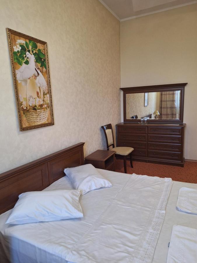 Барселона Hotel Mizikevycha Luaran gambar