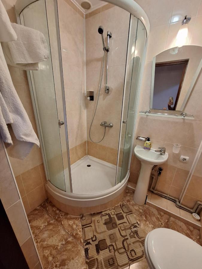 Барселона Hotel Mizikevycha Luaran gambar