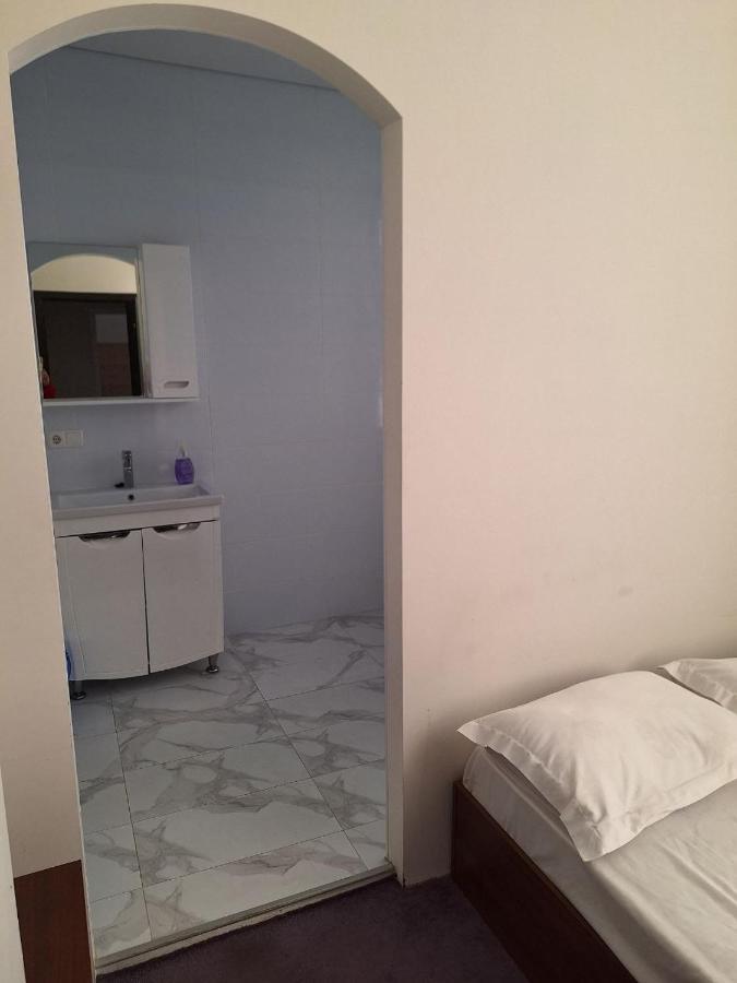 Барселона Hotel Mizikevycha Luaran gambar