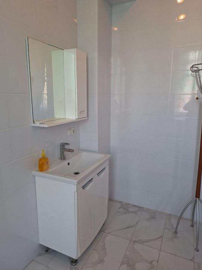 Барселона Hotel Mizikevycha Luaran gambar